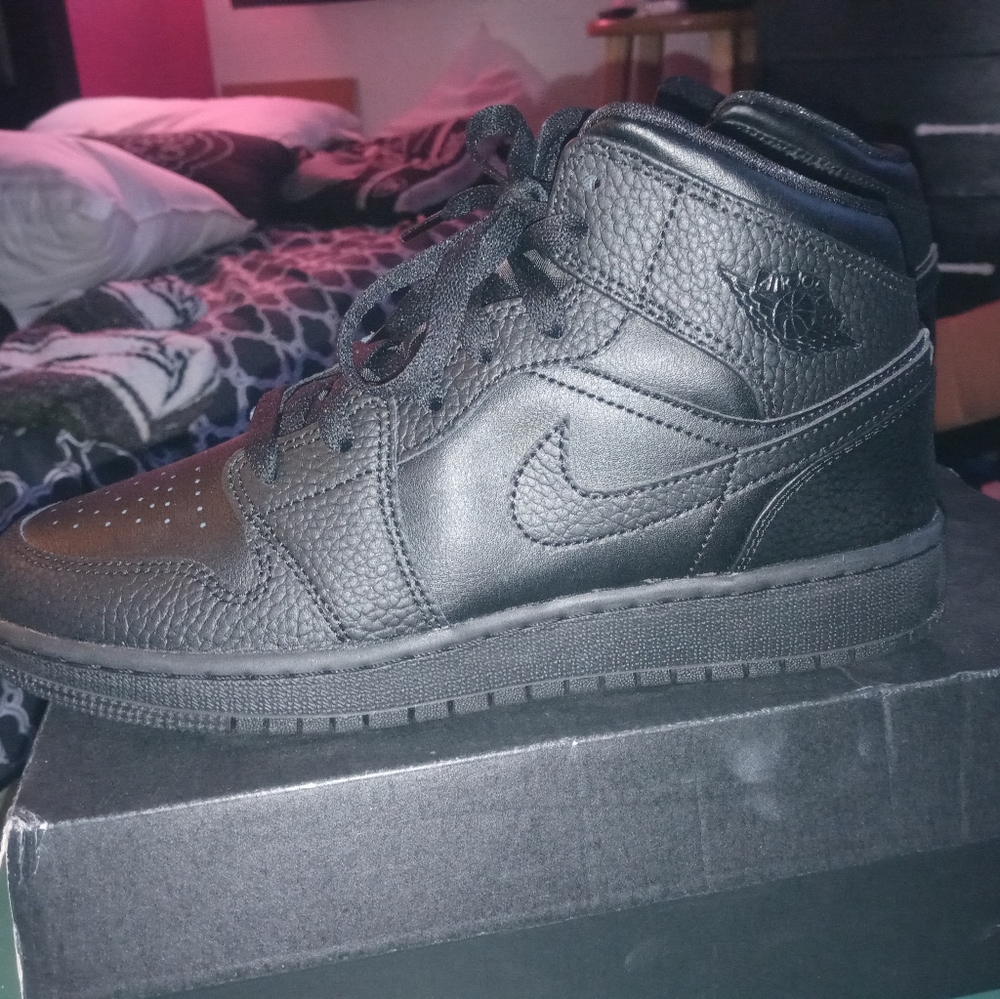 Air Jordan 1 Mid